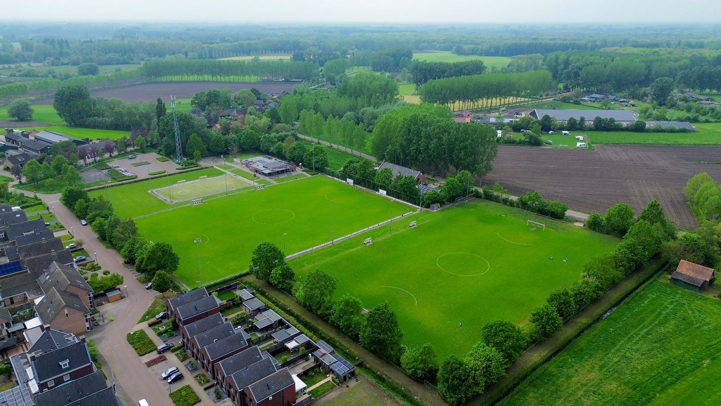 Foto 44 van Den Ekker 22