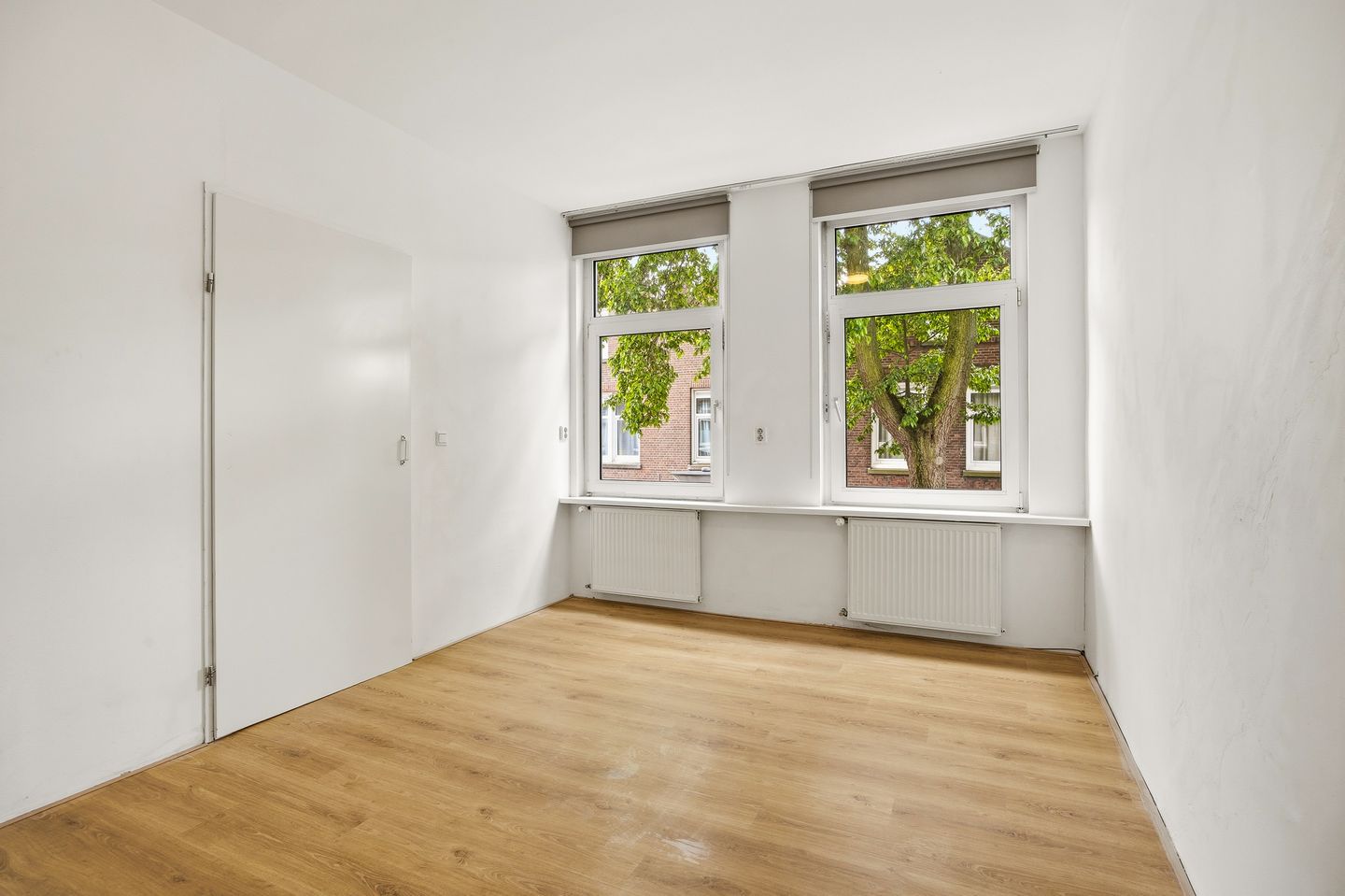 Foto 10 van Emmastraat 3