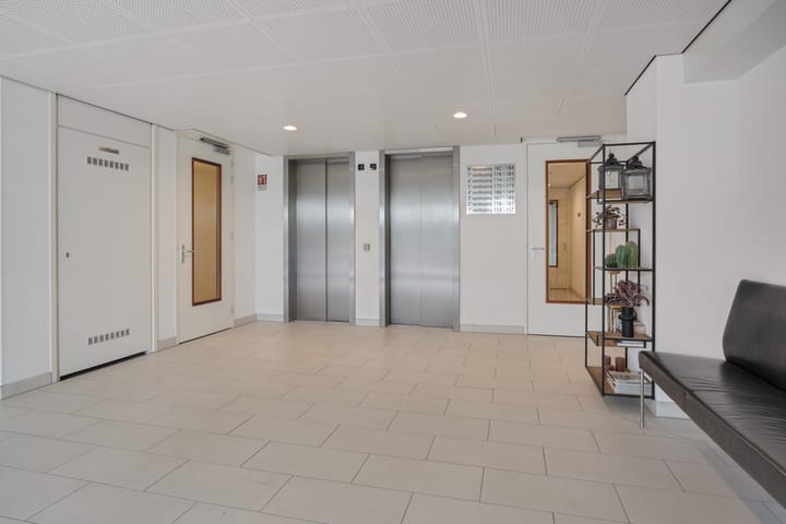 Appartement te koop: Burgemeester Augustijnstraat 170, Zoetermeer