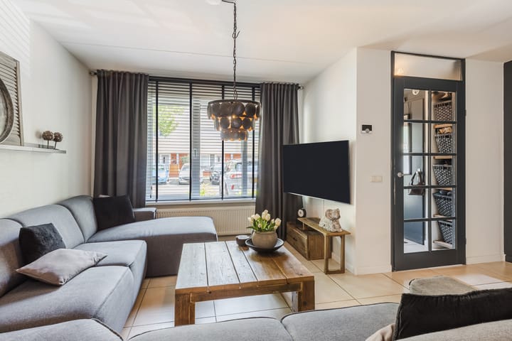 Tussenwoning te koop: Hoogt 11, Goirle