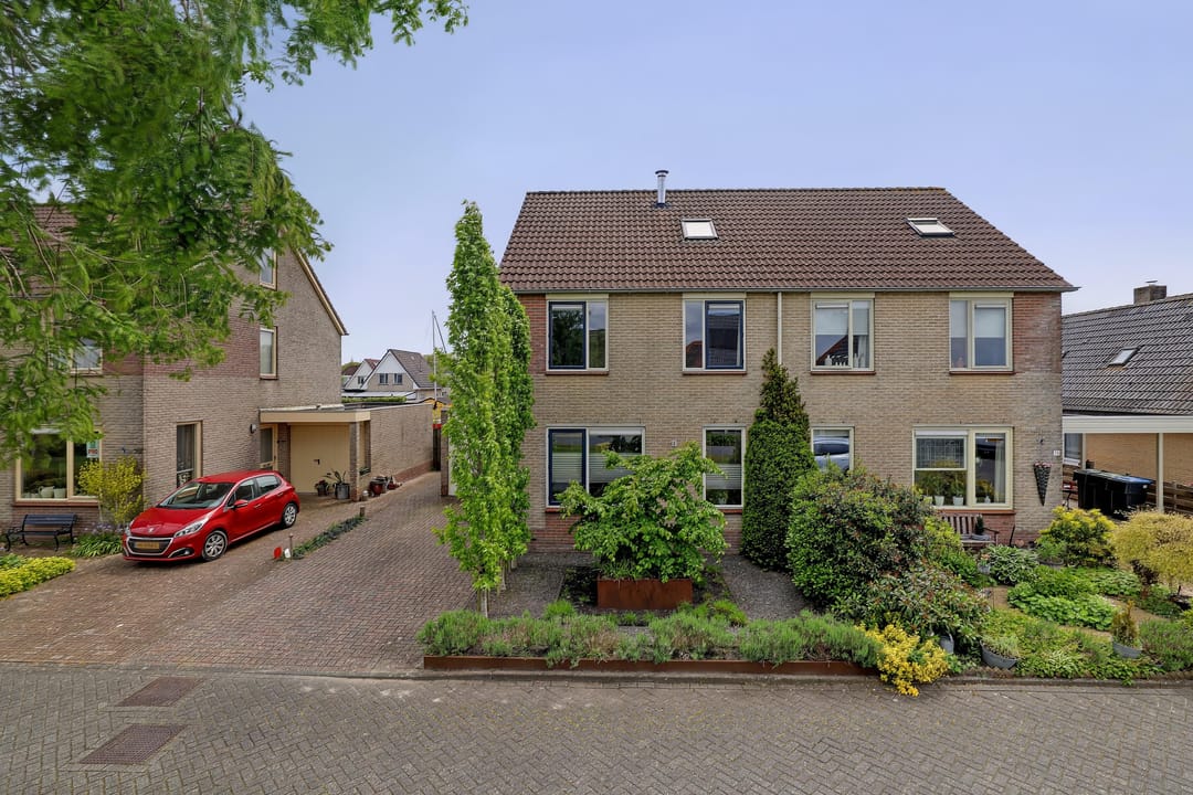 Foto 1 van Steenloper 77