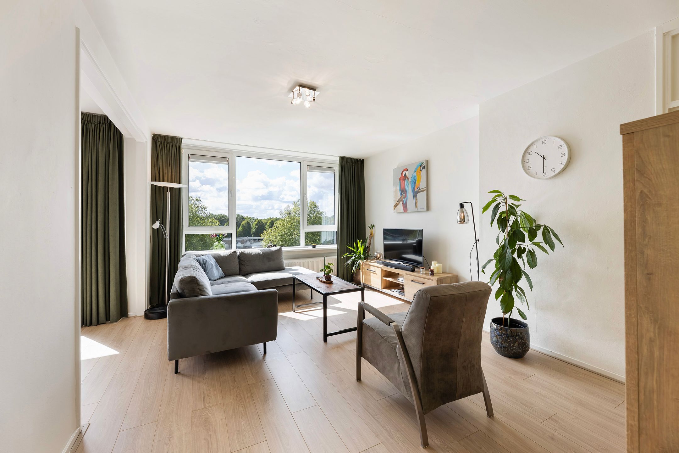 Photo 12 of Mendelssohnstraat 44