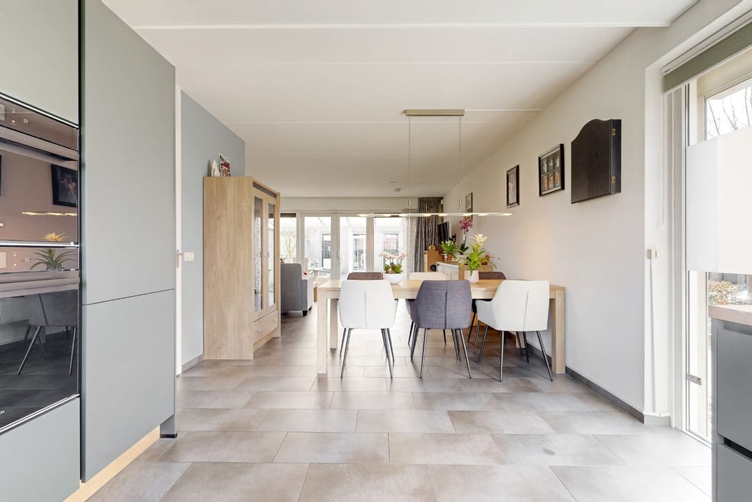 Photo 17 of Hebridenstraat 56