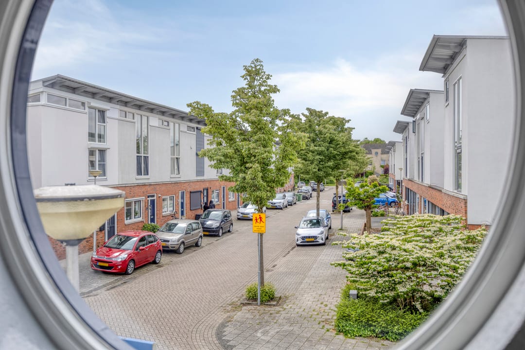Photo 23 of Johanna Naberstraat 13