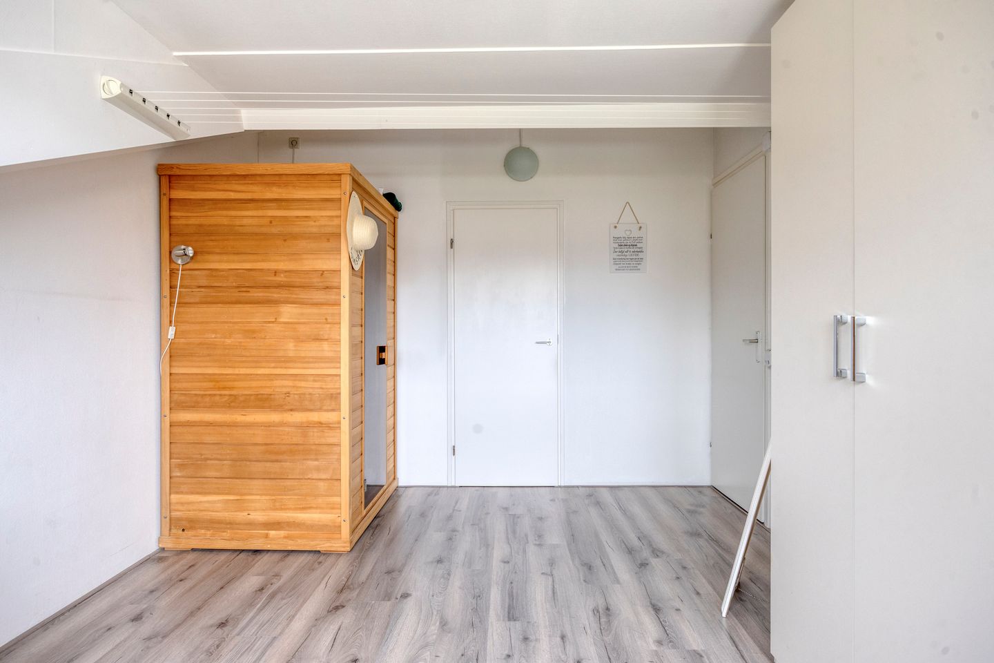 Photo 25 of Johanna Naberstraat 13