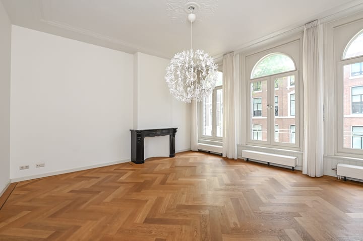 Photo 4 of Parkstraat 37-A
