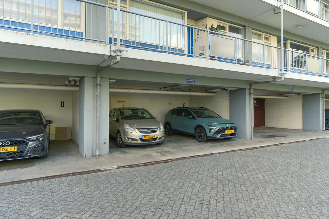 Photo 23 of Cornelis Heinricksestraat 48