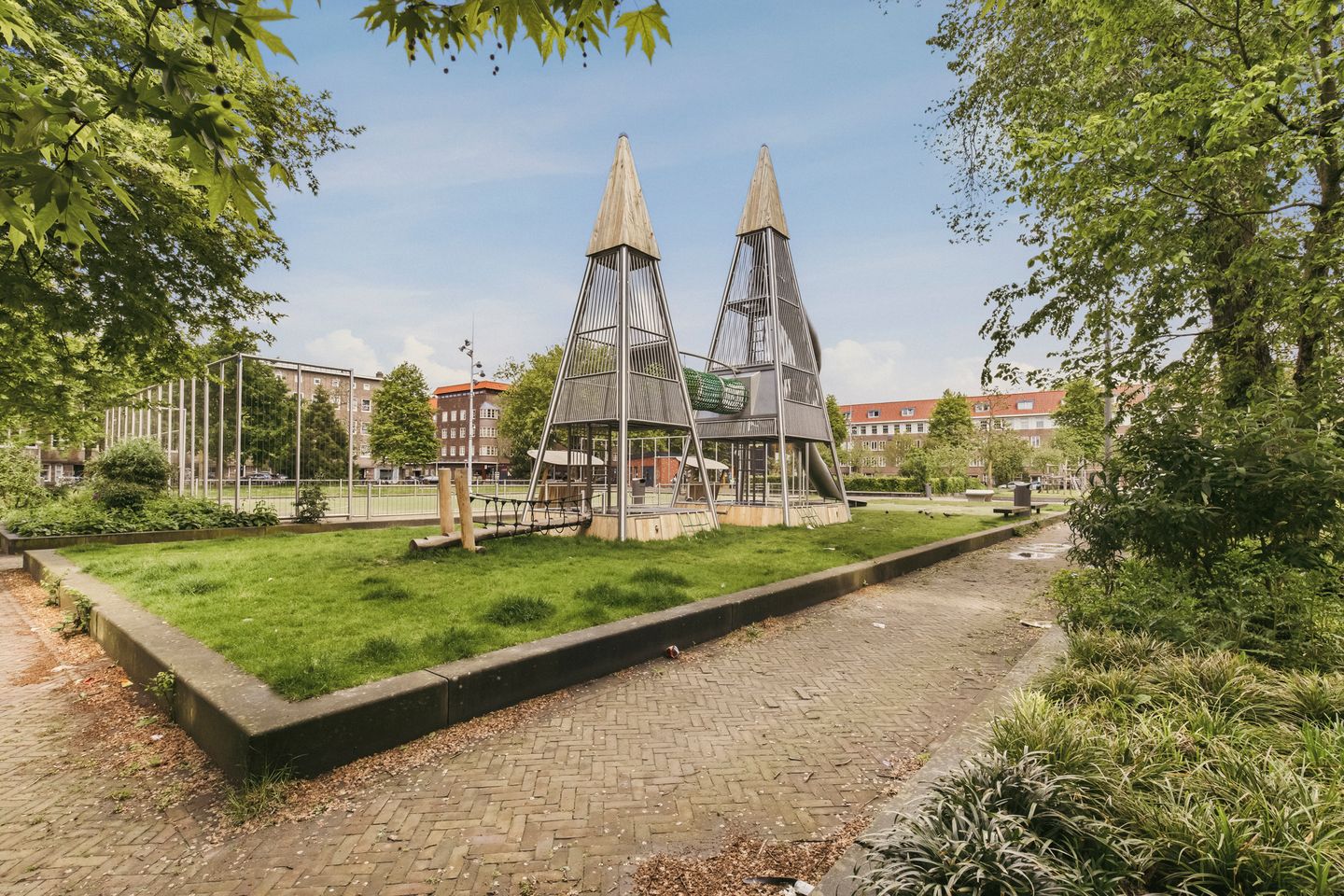 Photo 35 of Makassarstraat 52-1