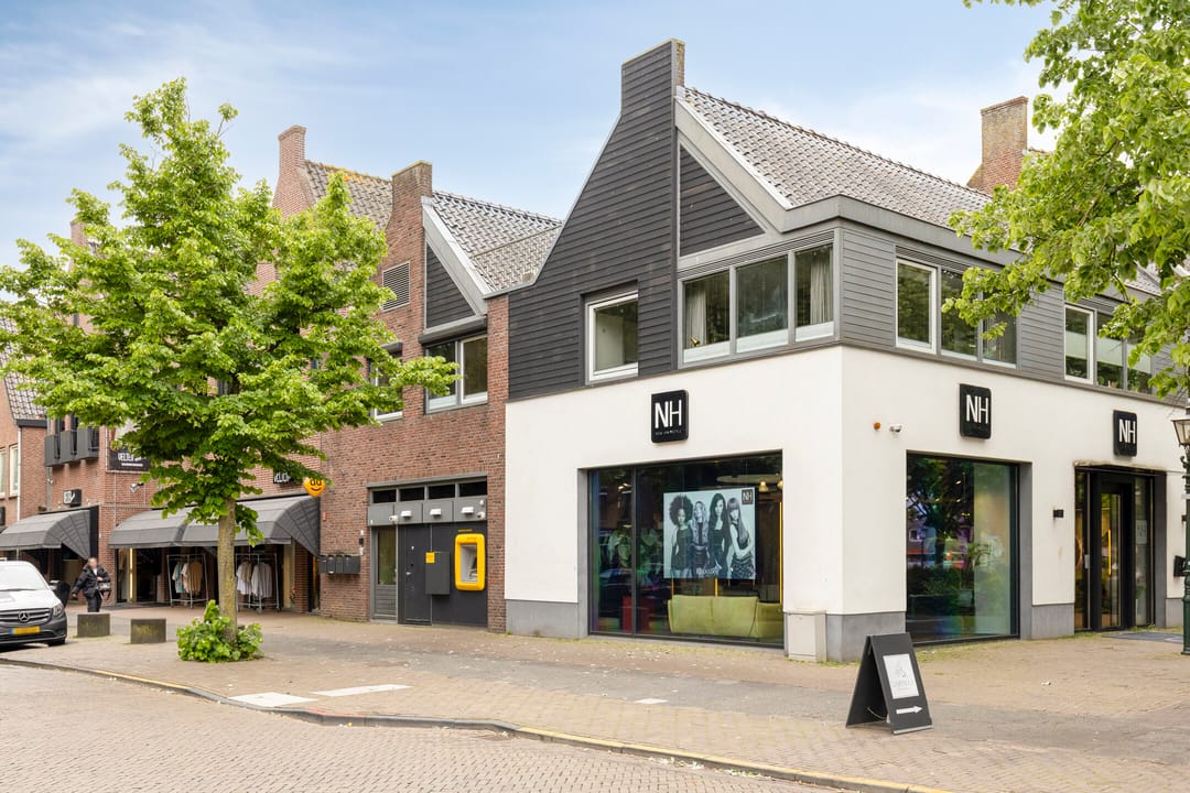 Foto 1 van Spuistraat 24