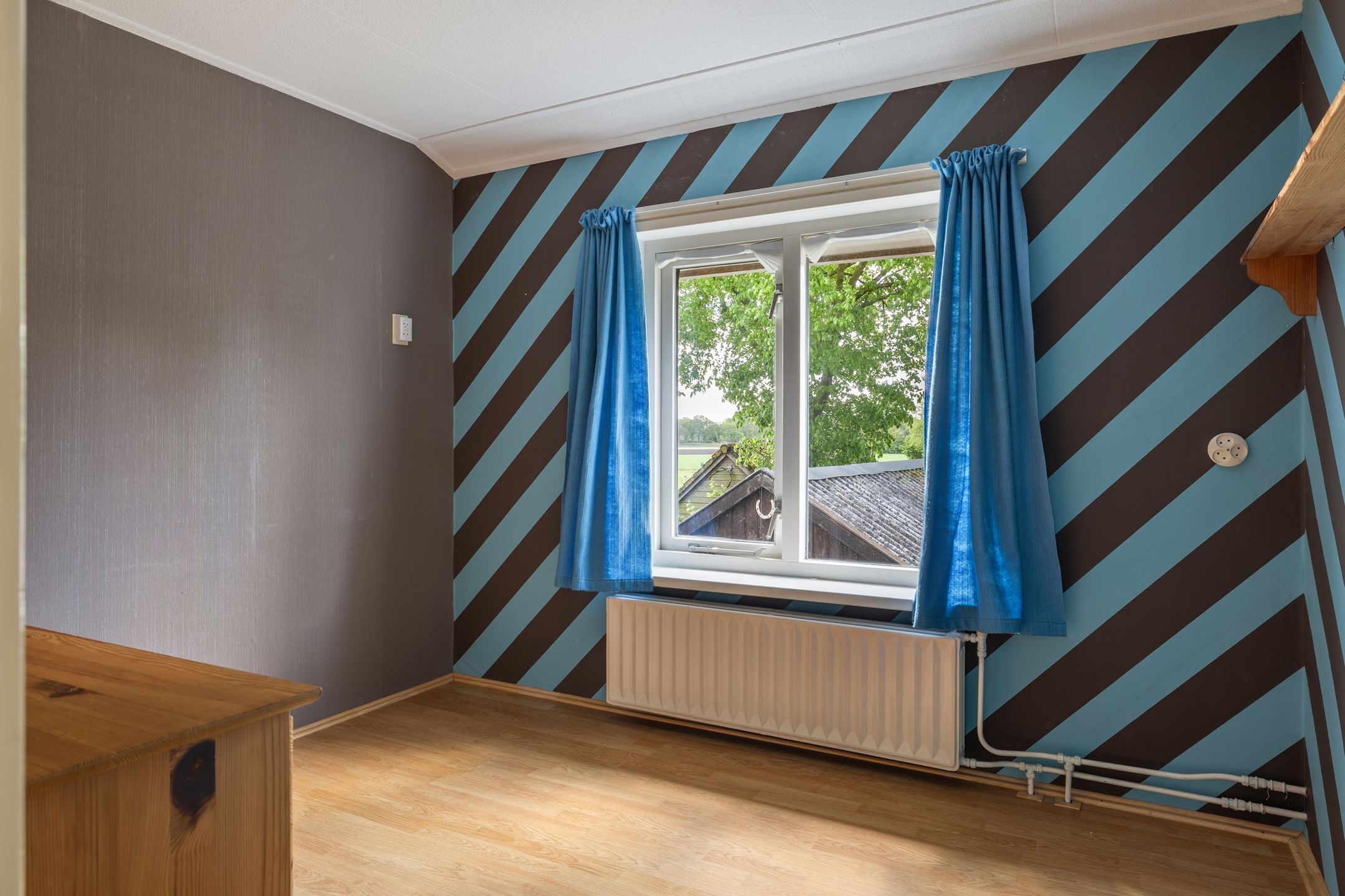 Photo 24 of Eserstraat 4