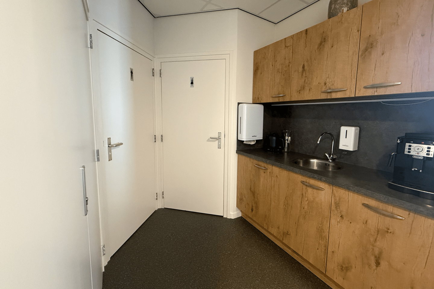 Bekijk foto 3 van van Harenstraat 3