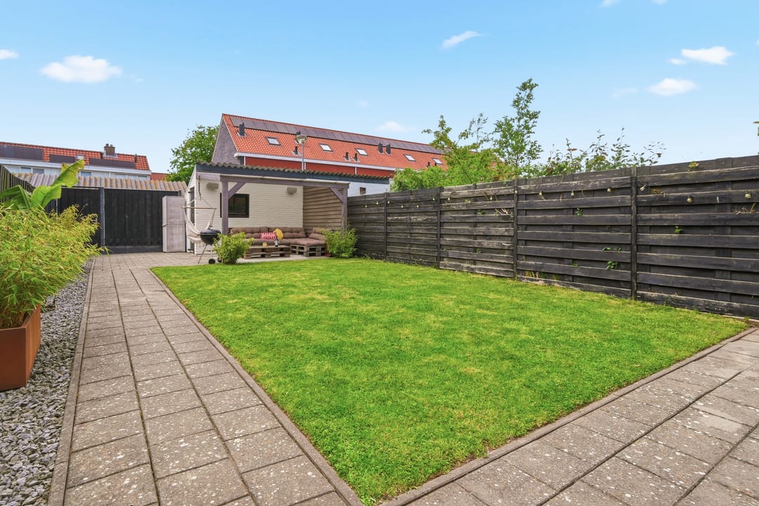 Photo 28 of Willem-Alexanderstraat 38