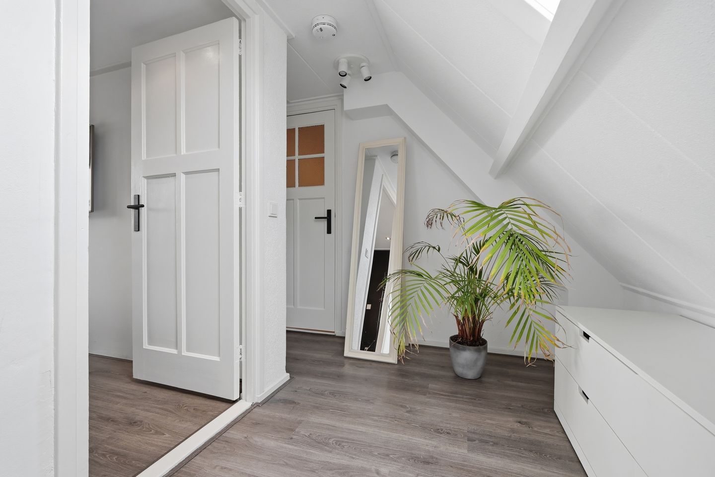 Photo 14 of Willem-Alexanderstraat 38