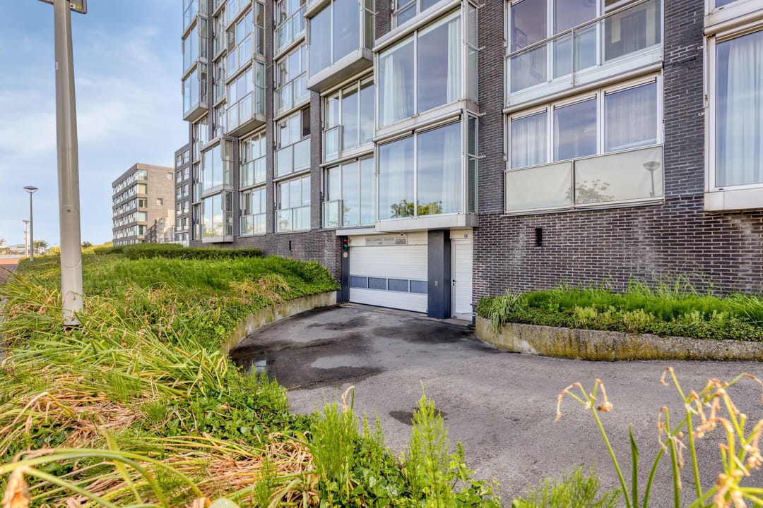 Photo 41 of De Boulevard 203