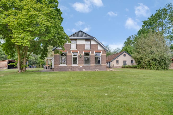 Vrijstaande woning te koop: Schrapveen 14, Linde