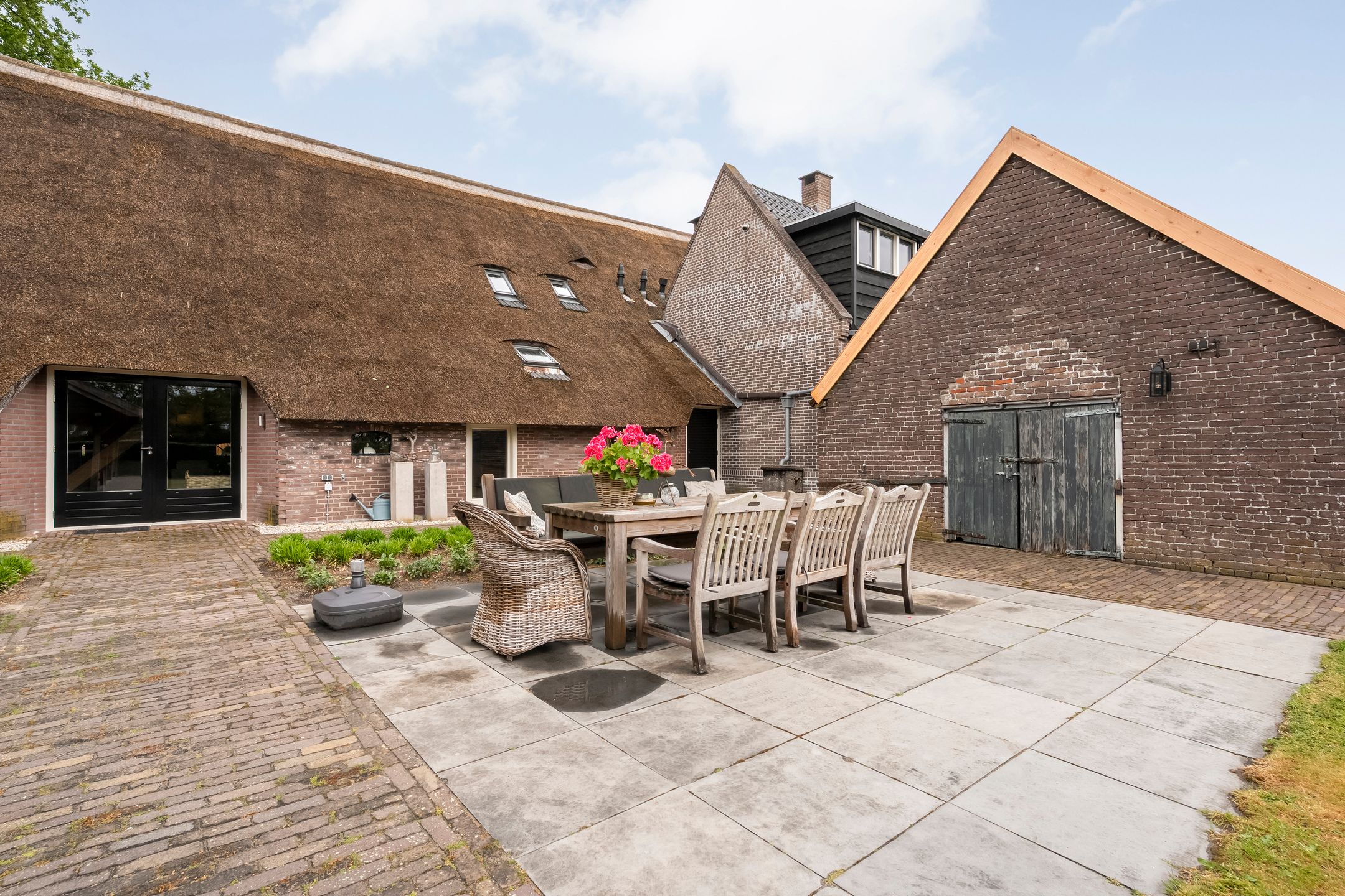Photo 36 of Westerstraat 55