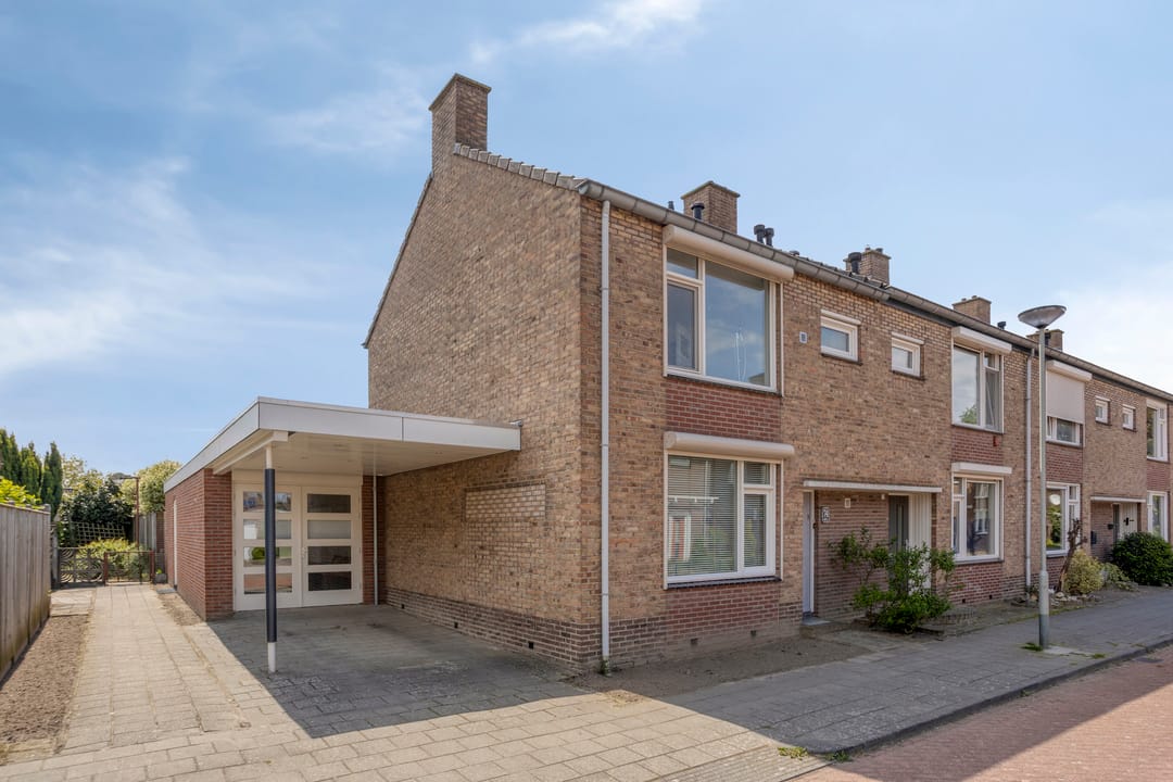 Foto 1 van Pastoor Knippenberghstraat 74