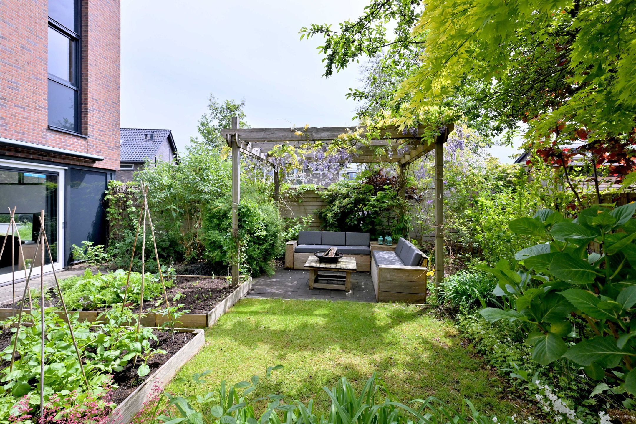 Photo 30 of Alex Roosdorpstraat 1