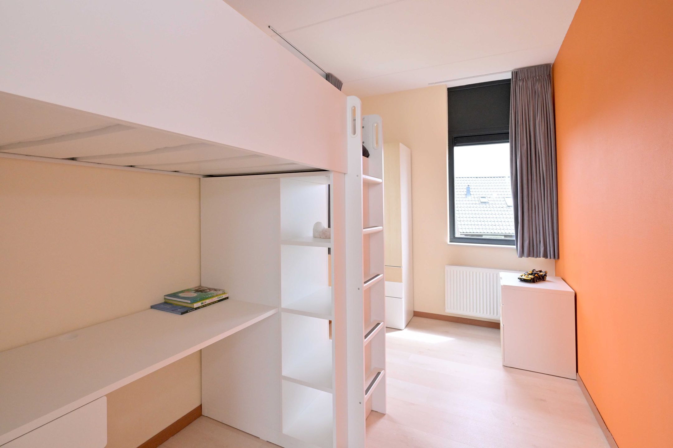 Photo 27 of Alex Roosdorpstraat 1