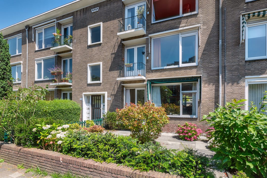 Photo 1 of Emmastraat 86