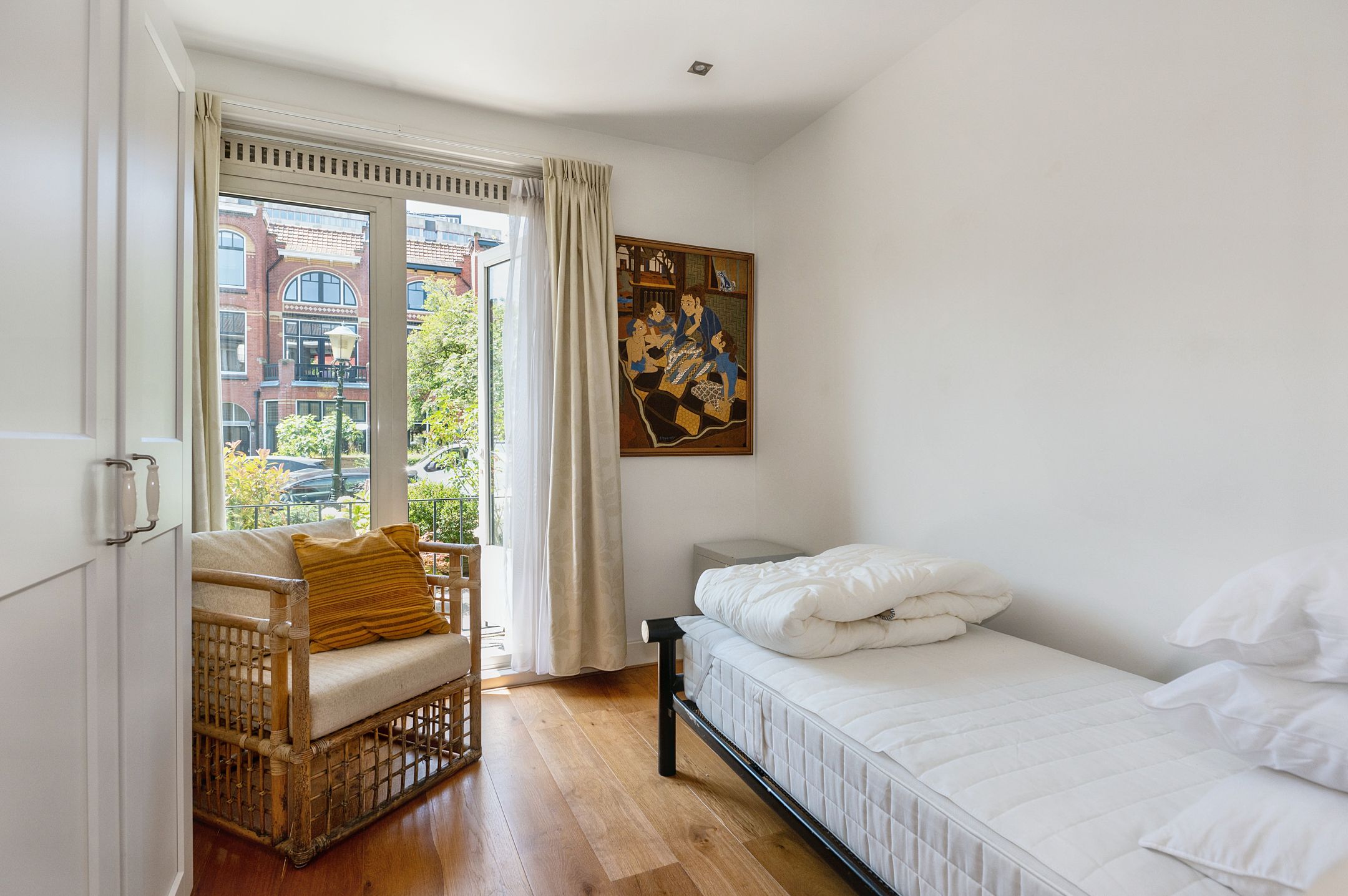 Photo 36 of Emmastraat 86