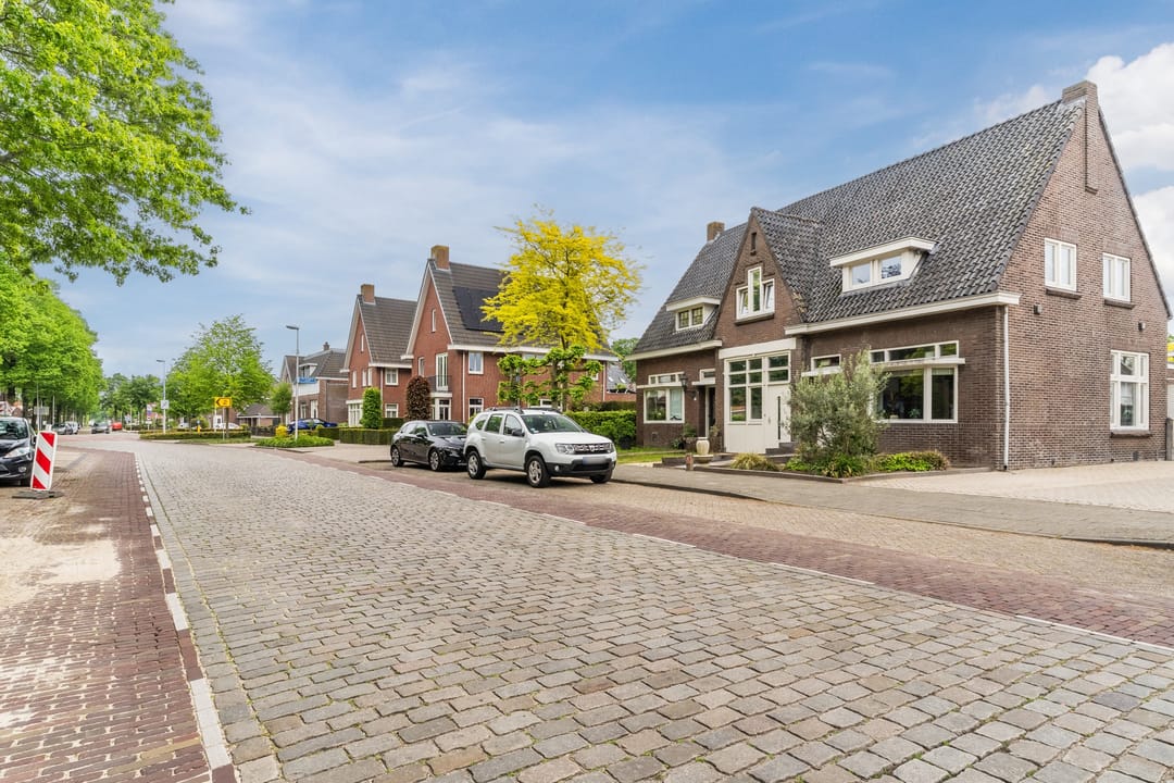 Photo 2 of Nieuwkuijksestraat 25-A
