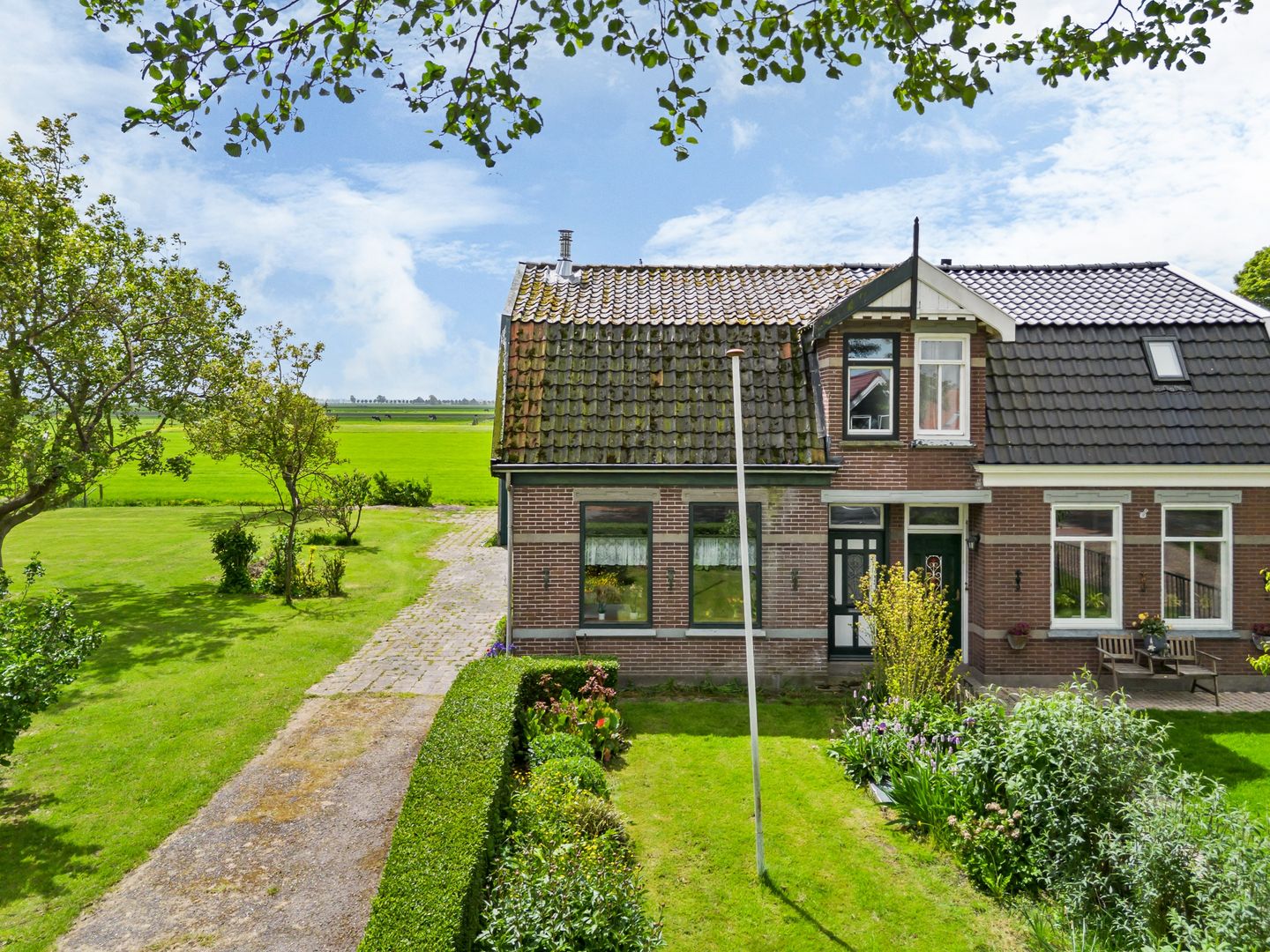 Photo 1 of Oosthuizerweg 40