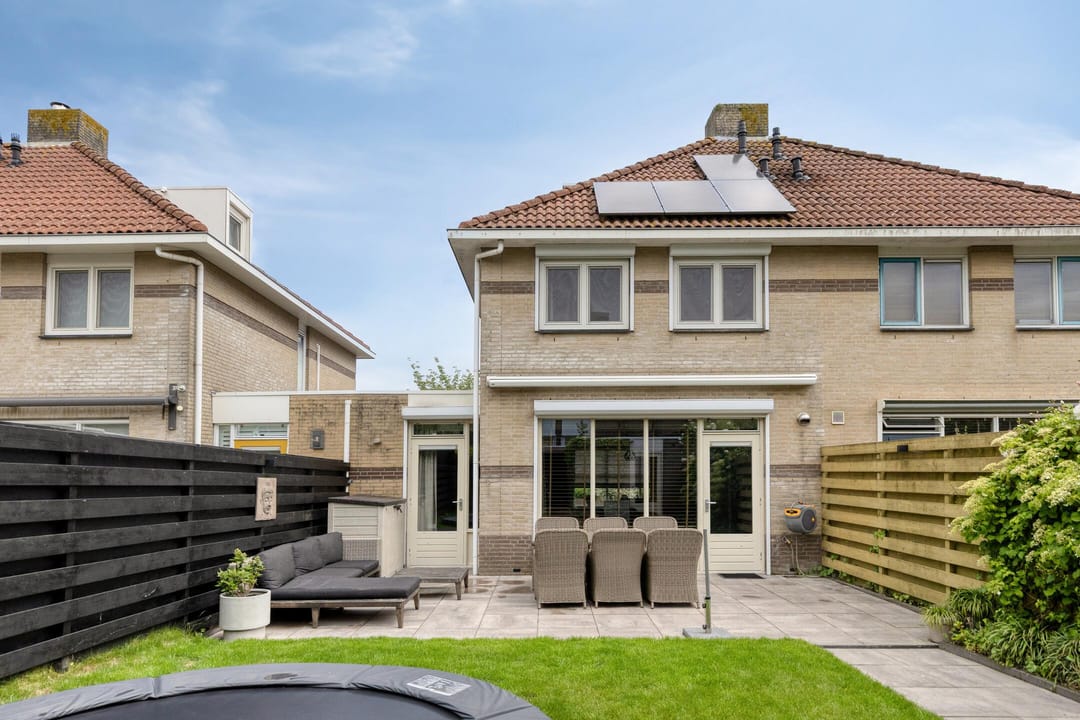 Photo 2 of Bloemenlaan 62
