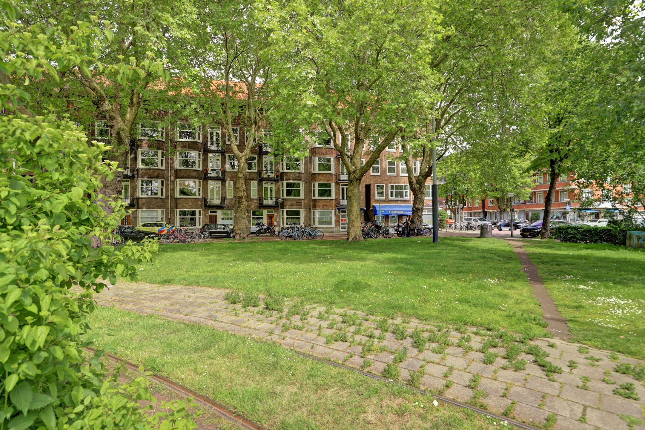 Foto 33 van Surinameplein 44-2