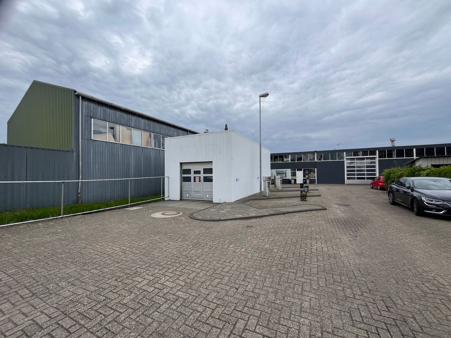 View photo 2 of Rodenrijseweg 91-93