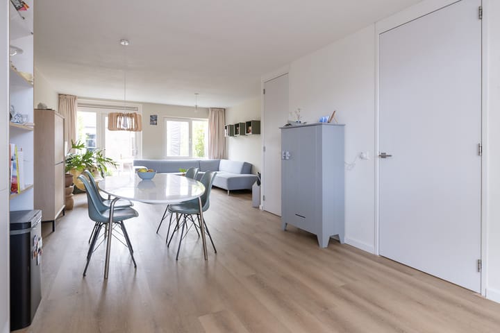 Foto 3 van Sara Burgerhartsingel 201