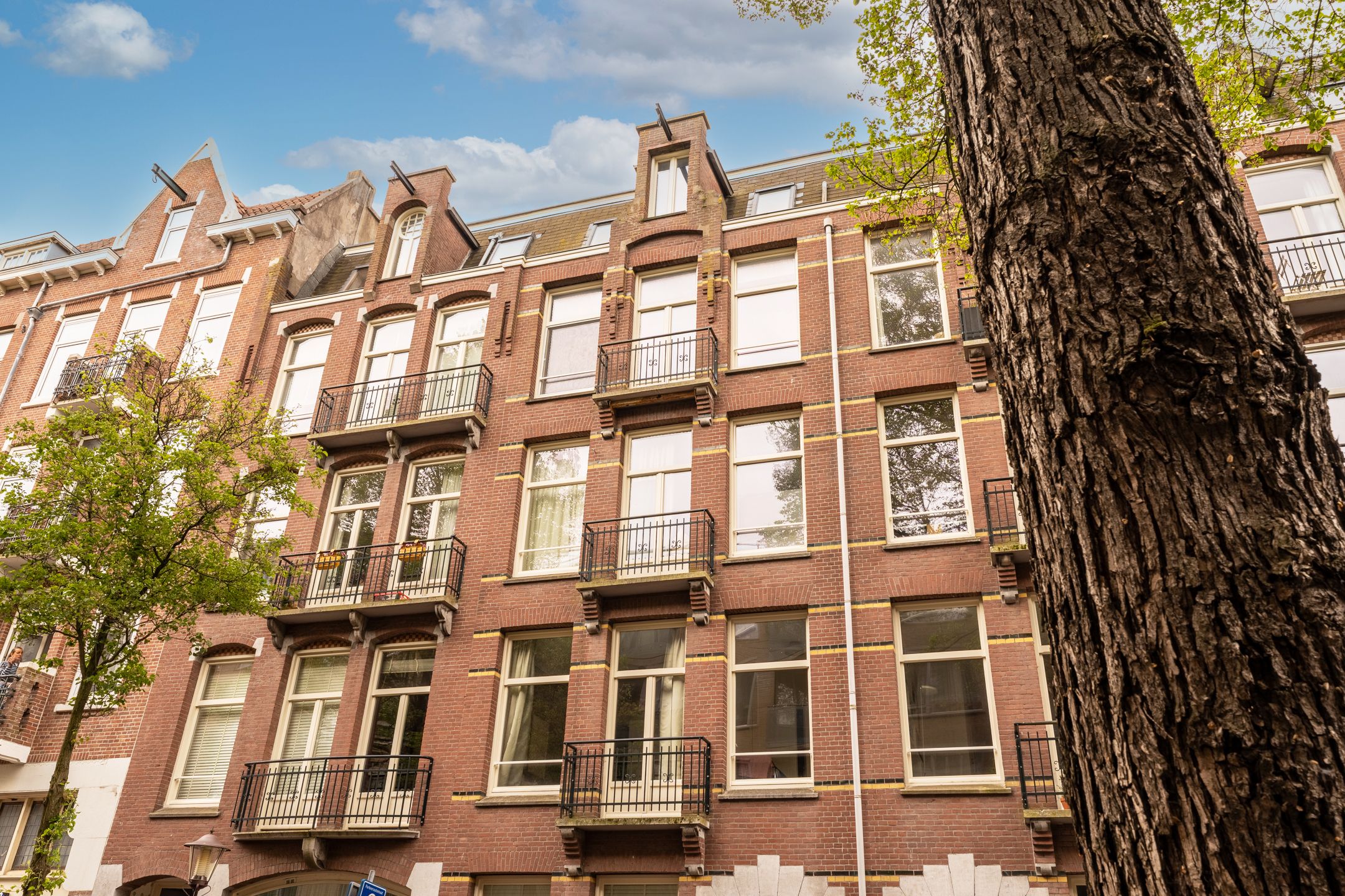 Photo 6 of Vrolikstraat 294-3