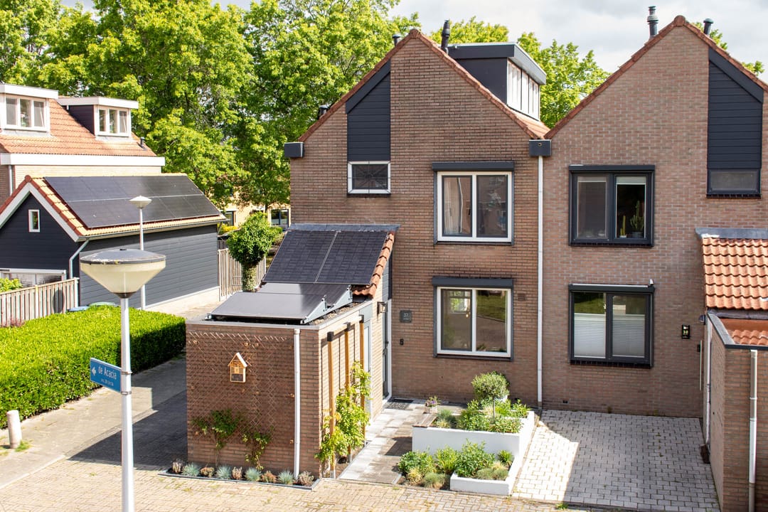 Foto 43 van de Acacia 37