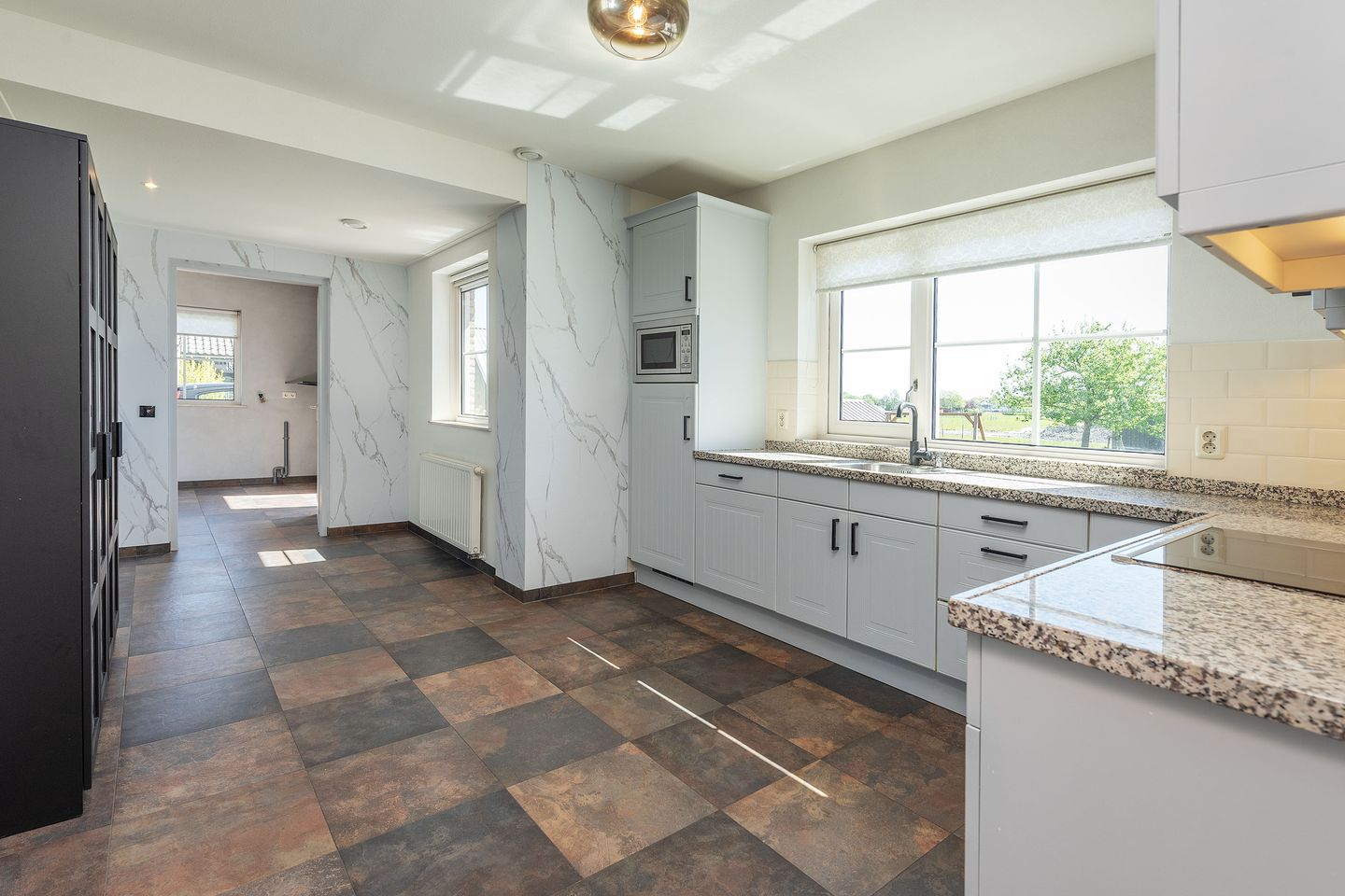 Spacious Detached Villa with Large Garden Near Amsterdamse Bos — 19