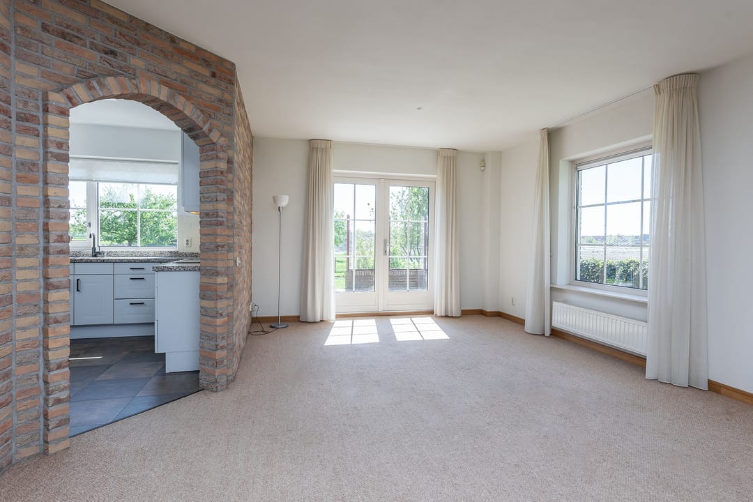 Spacious Detached Villa with Large Garden Near Amsterdamse Bos — 17