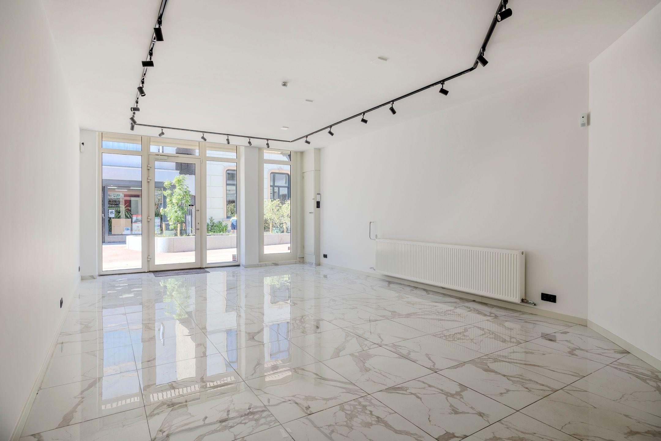 Photo 6 of Prof van Ginnekenstraat 10