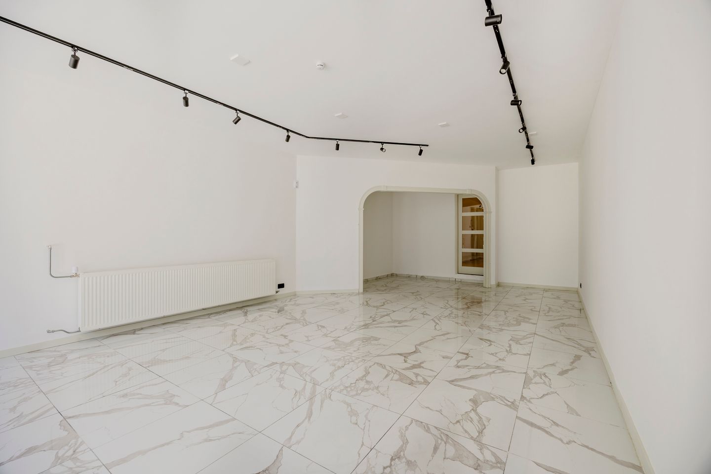 Photo 14 of Prof van Ginnekenstraat 10