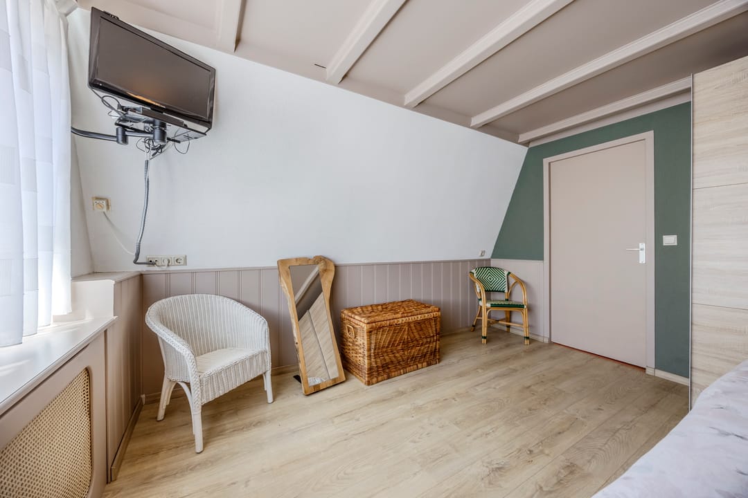 Photo 61 of Prof van Ginnekenstraat 10