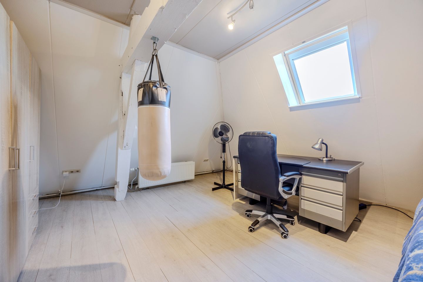 Photo 95 of Prof van Ginnekenstraat 10