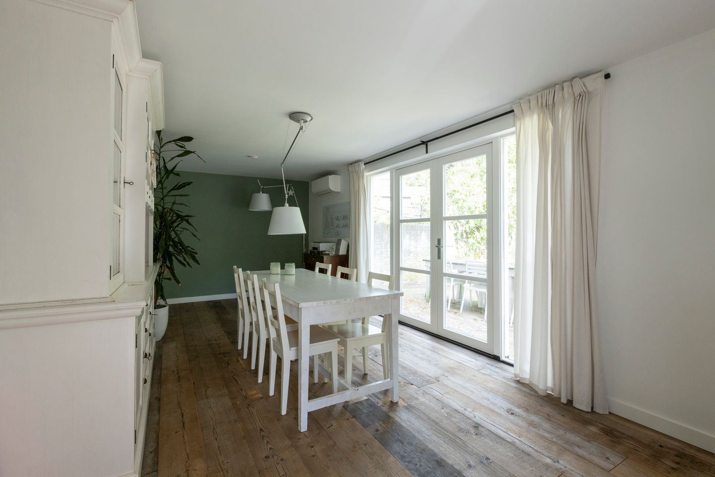 Foto 35 van Lindelaan 1-A