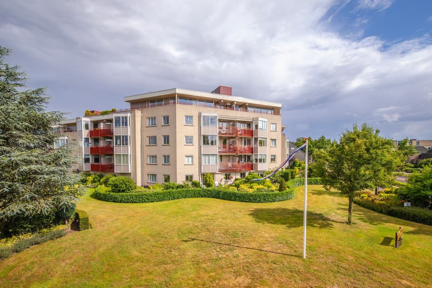 Foto 42 van Noordeinde 18-23
