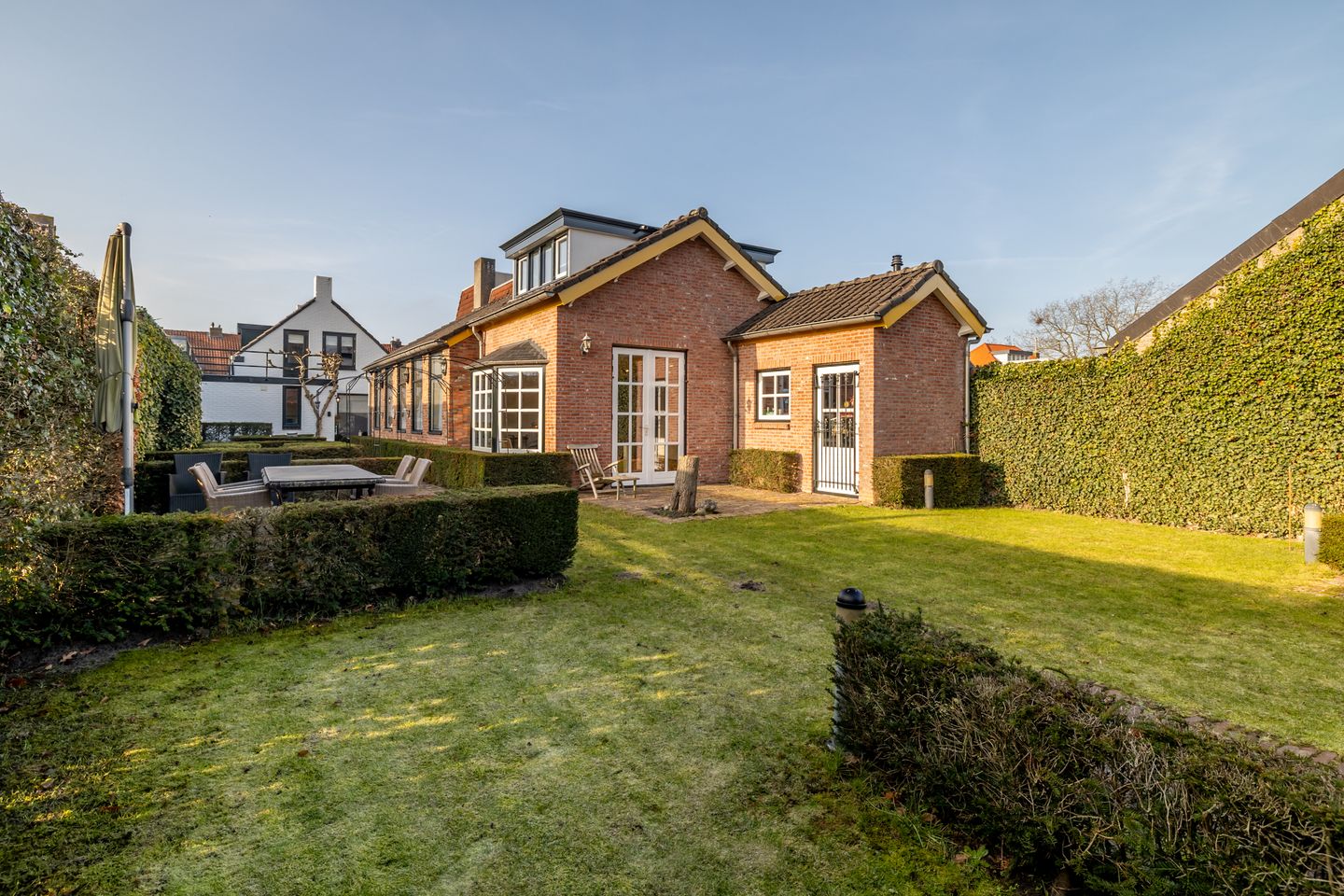 Bekijk foto 2 van Dorpstraat 19