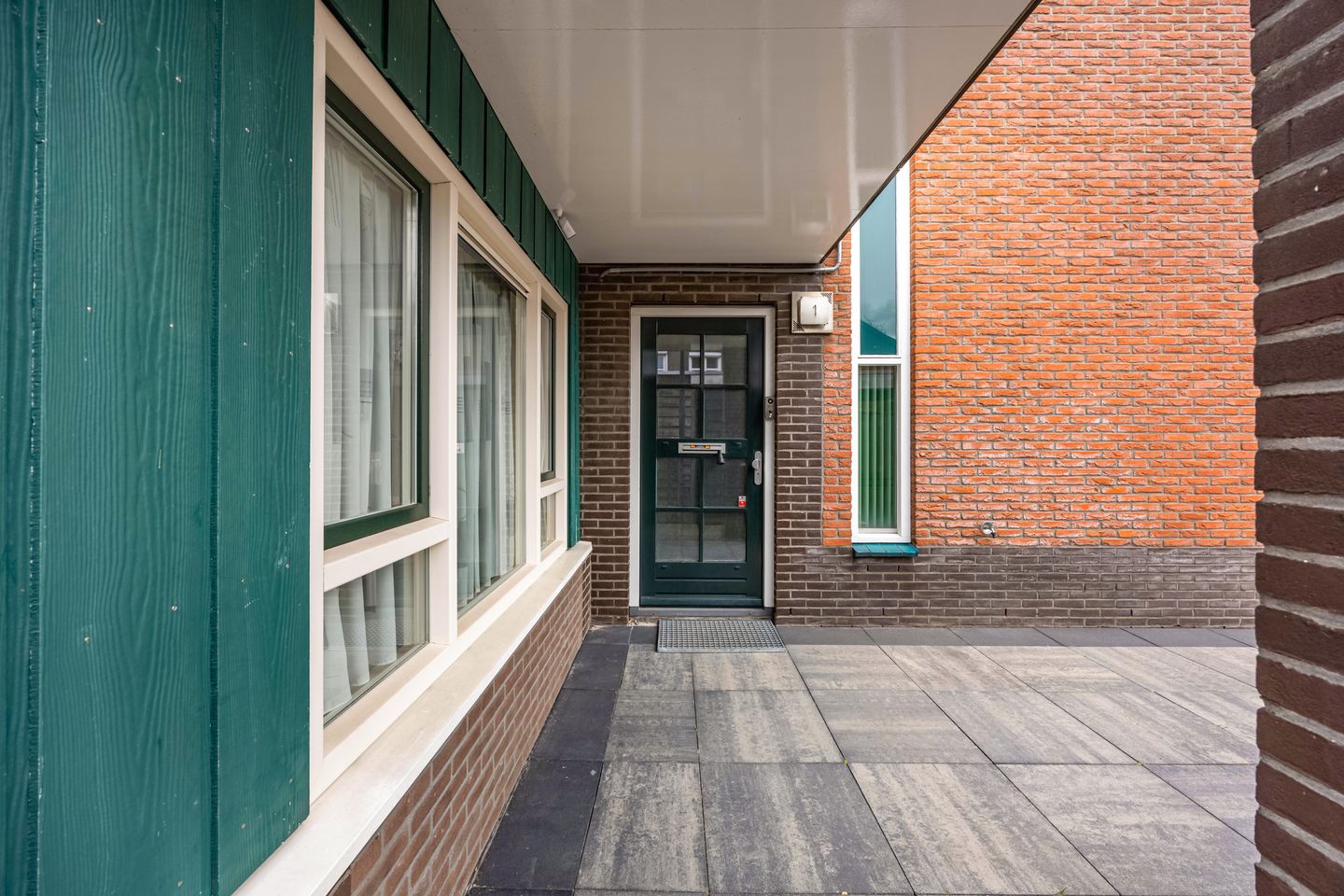 Photo 4 of Glenn Millerlaan 1