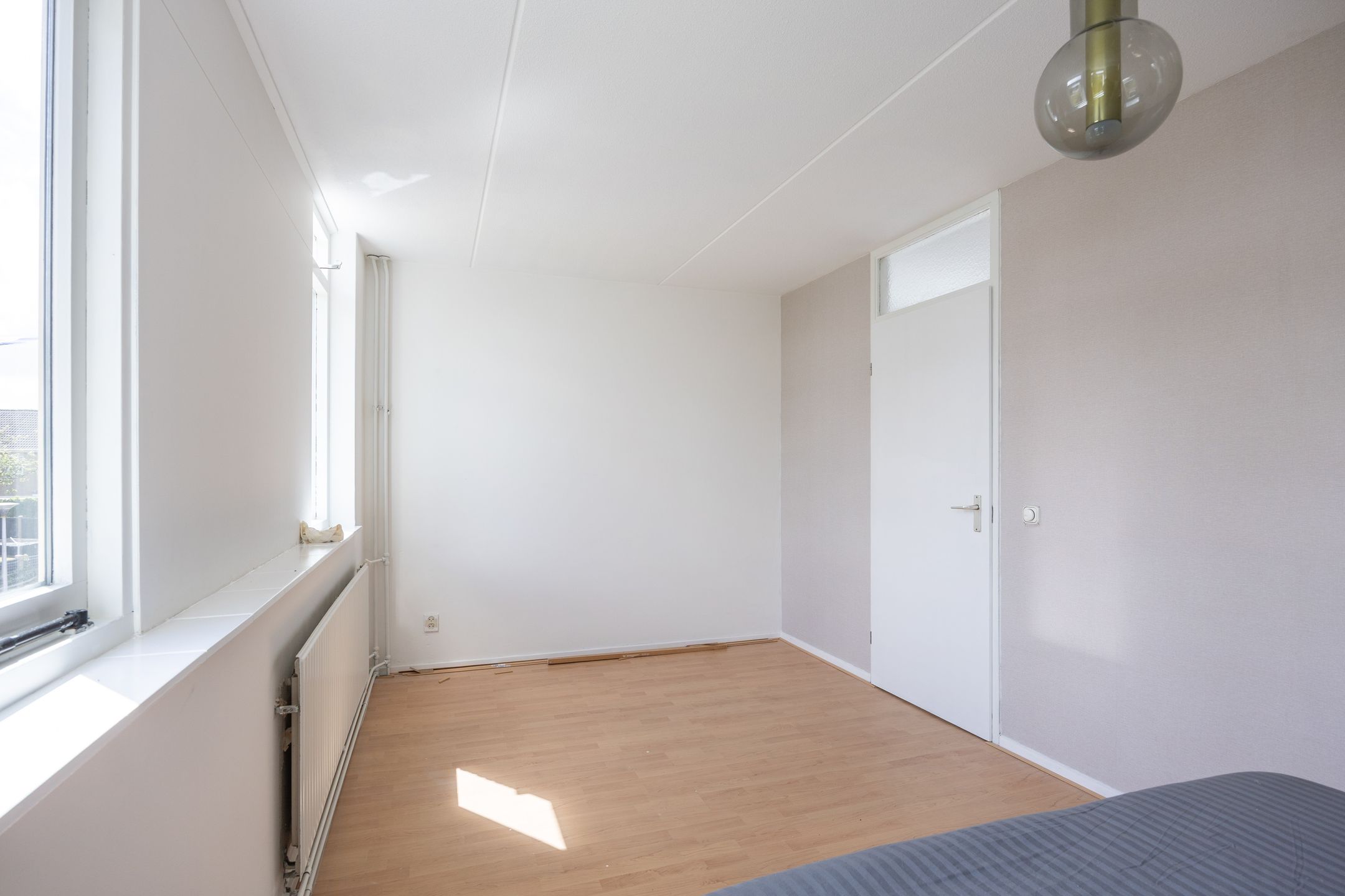Foto 42 van D U Stikkerstraat 8