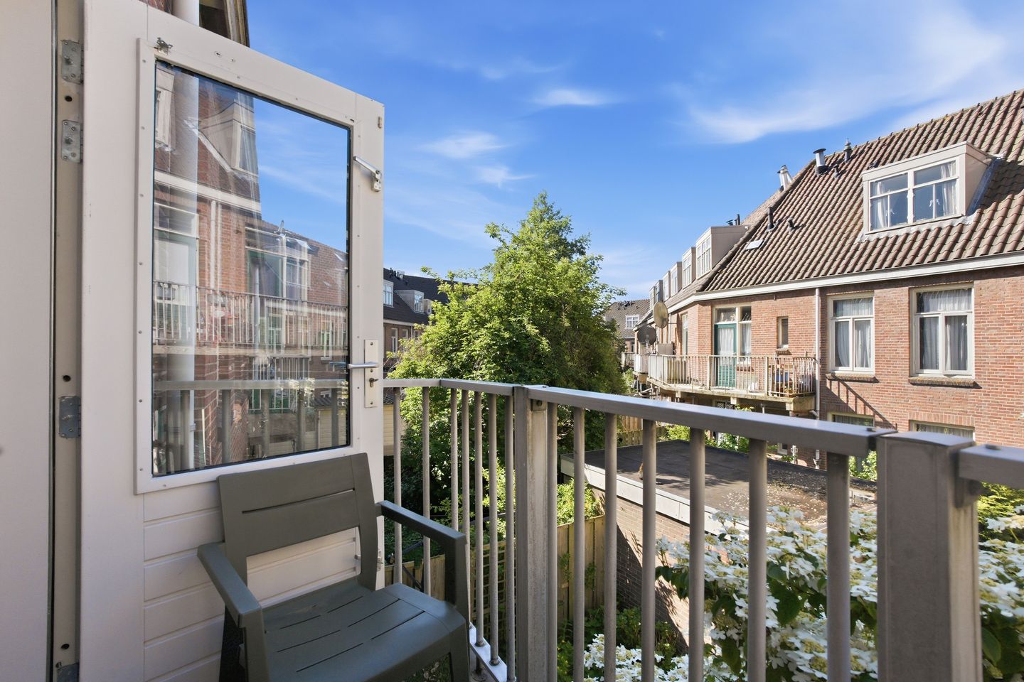 Photo 19 of Eksterstraat 49