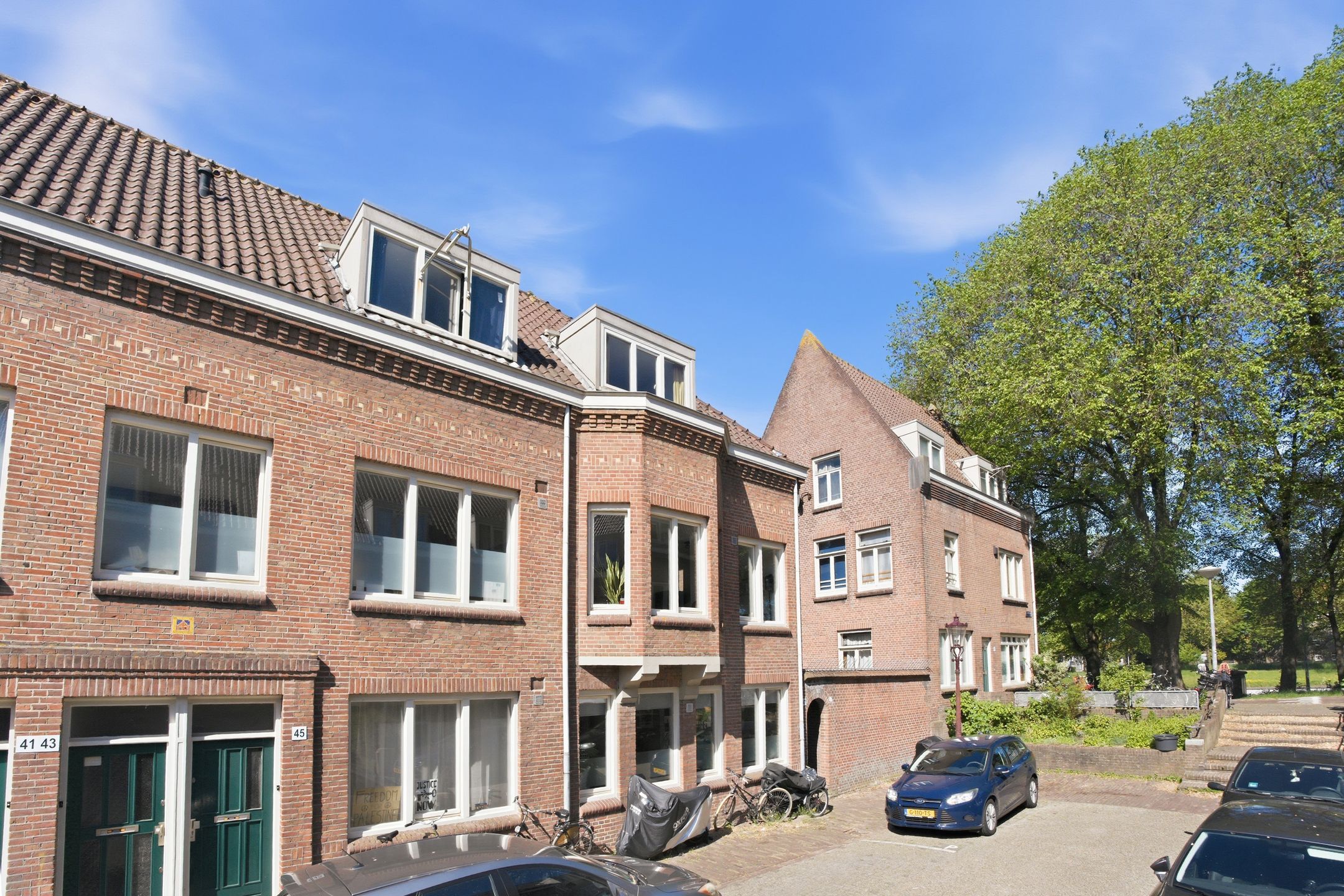 Photo 27 of Eksterstraat 49