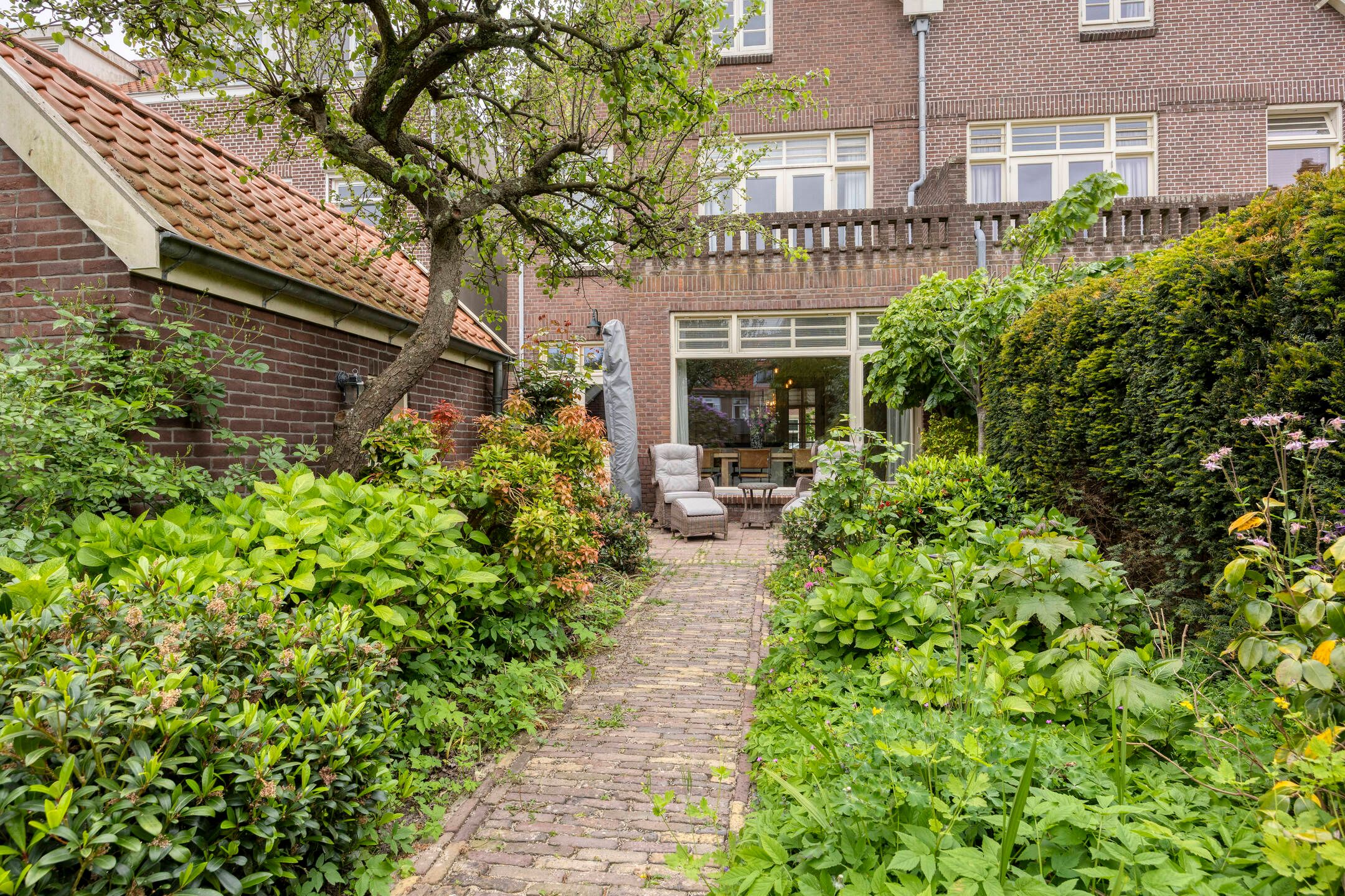 Photo 66 of Rijnsburgerweg 189