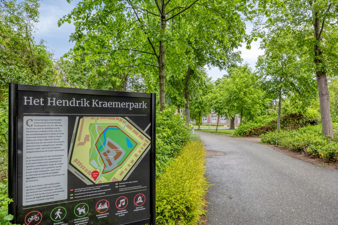 Photo 83 of Rijnsburgerweg 189