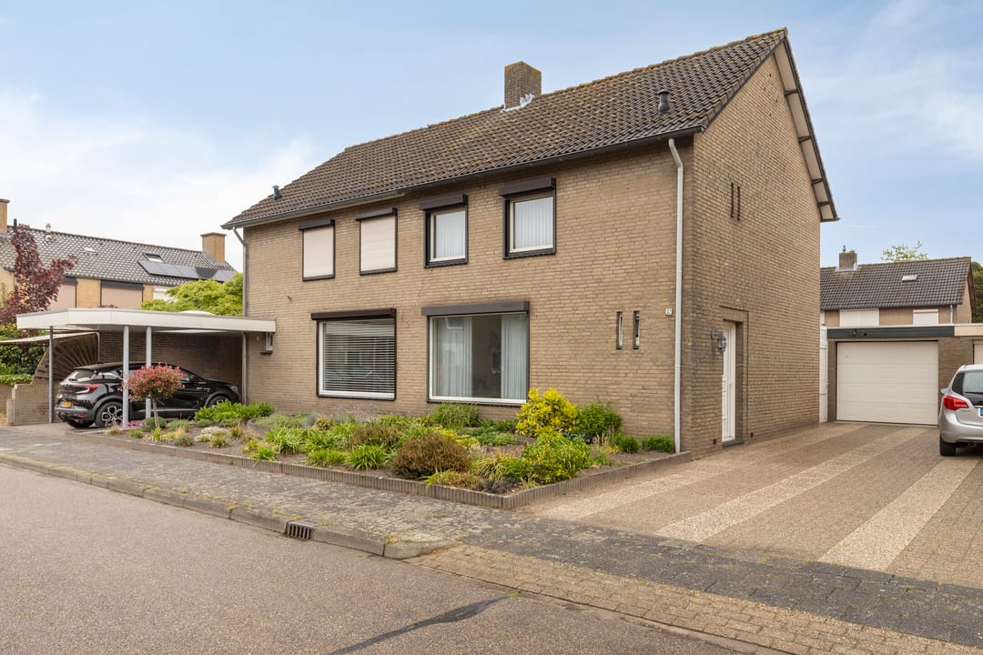 Photo 1 of Averbodestraat 32