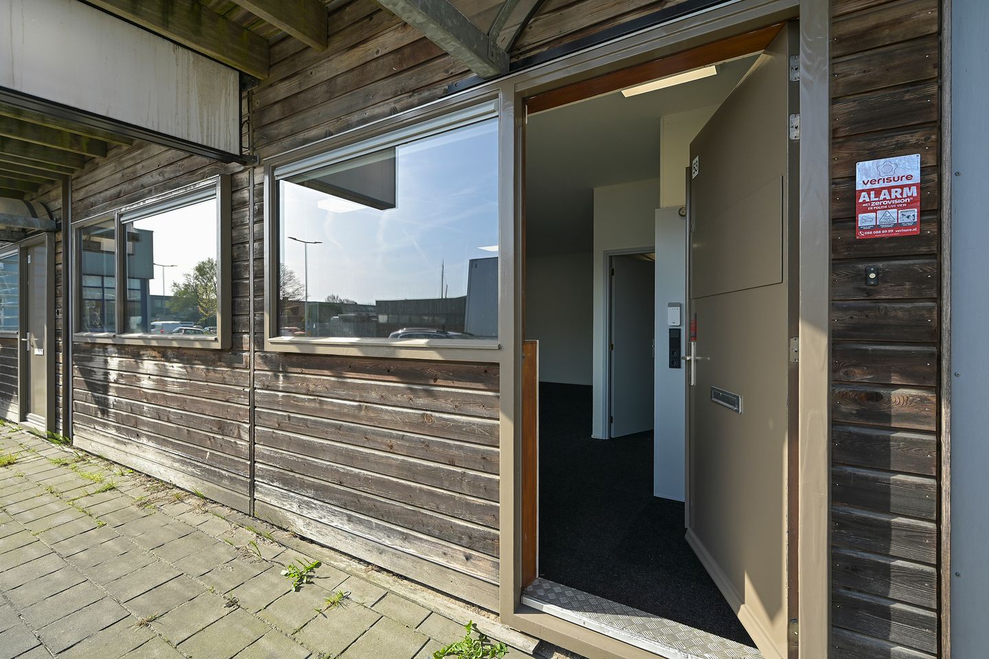 View photo 5 of Industrieweg 53